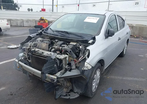 2014 Nissan Versa 1.6 S z USA, uszkodzony, nr VIN 3N1CN7AP2EL827451